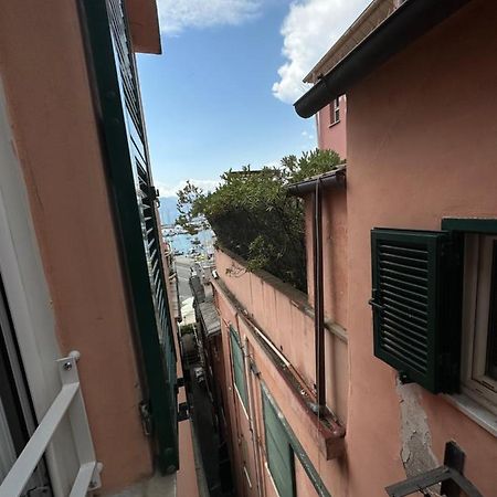 Elegante Stanza Rossa Mottino23 Bed & Breakfast Lerici Bagian luar foto