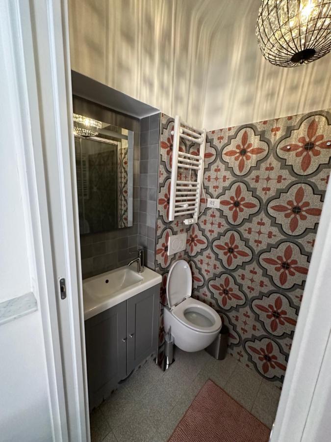 Elegante Stanza Rossa Mottino23 Bed & Breakfast Lerici Bagian luar foto